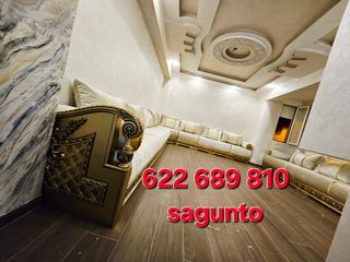 Sofá Marhba Sagunto Beige y Dorado