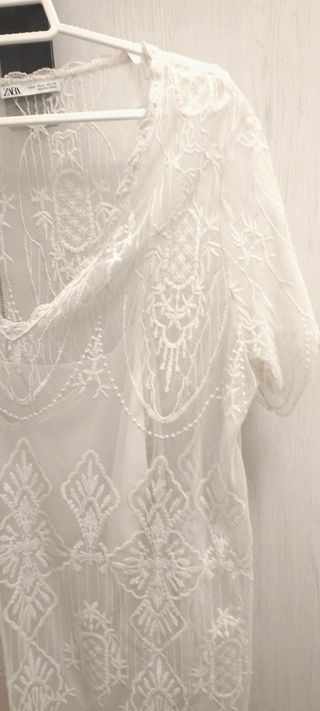 Vestido Zara encaje
