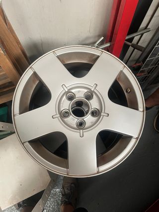 Llanta Grupo Vag 15” 5x100
