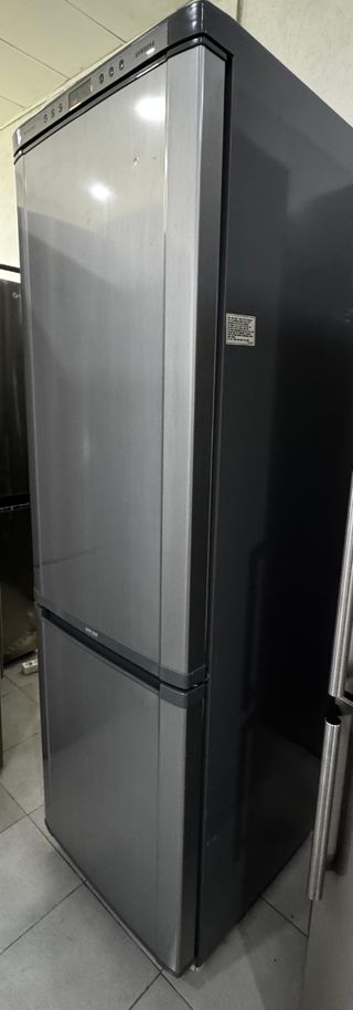 FRIGORÍFICO COMBI NO FROST SAMSUNG EN INOX 