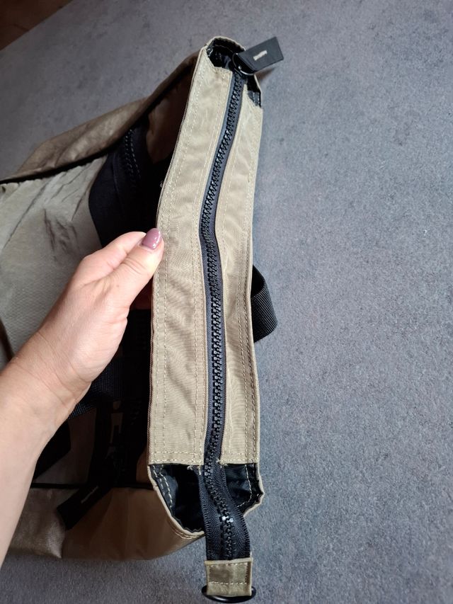 Borsa a spalla Diesel unisex beige e nera nuova