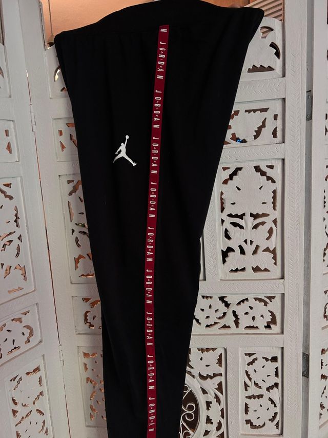 Pantalones Jordan Negros