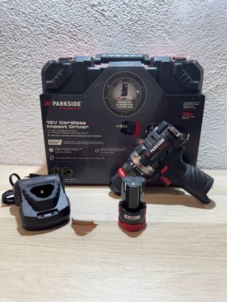 taladro percutor  parkside  performance 12V