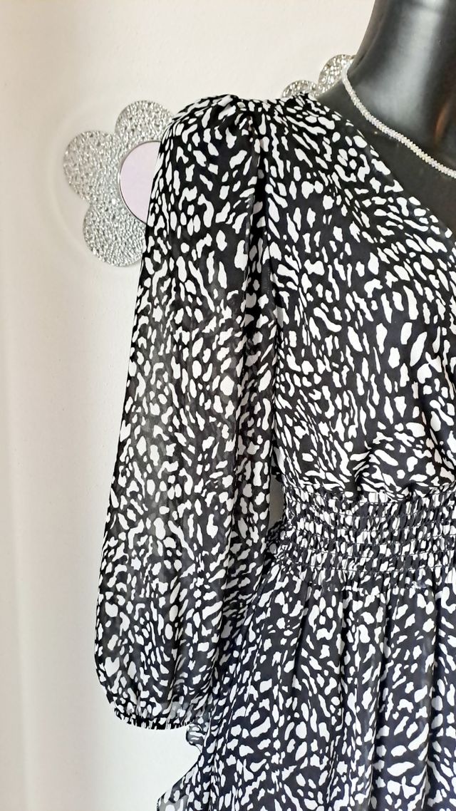 Abito cocktail fantasia bianco e nero