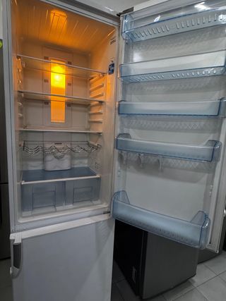 FRIGORÍFICO BEKO BLANCO NO FROST 
