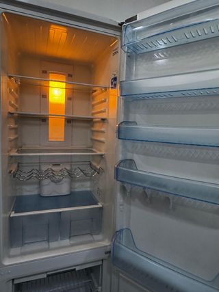 FRIGORÍFICO BEKO BLANCO NO FROST 
