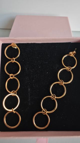 Pendientes largos dorados eslabones circulares