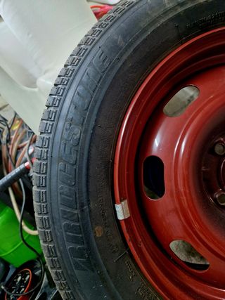 Rueda Bridgestone 195/65/15
