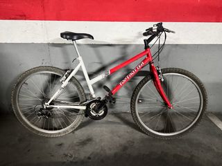 Bicicleta de Montaña TOP TROTTER Roja