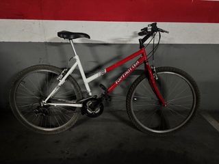 Bicicleta de Montaña TOP TROTTER Roja
