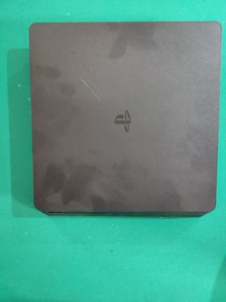 Playstation 4 + Mando + 6 Juegos