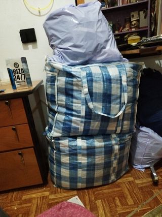 3 Bolsas de Ropa de mujer. Talla de 3XL a 5