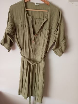 Vestido verde nuevo