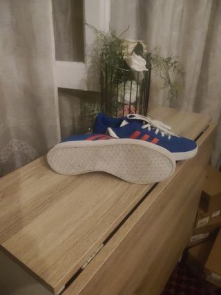 Zapatillas Adidas Azul/Rojo Talla 40