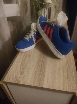 Zapatillas Adidas Azul/Rojo Talla 40
