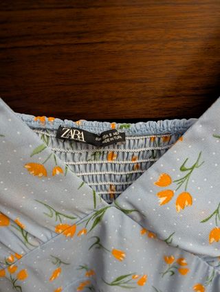 Vestido Zara azul flores naranjas