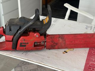 Motosierra Jonsered 2141 se vende Tfno 660 404761