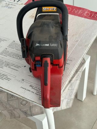 Motosierra Jonsered 2141 se vende Tfno 660 404761
