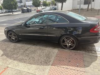 Mercedes-Benz CLK 2005