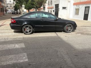 Mercedes-Benz CLK 2005