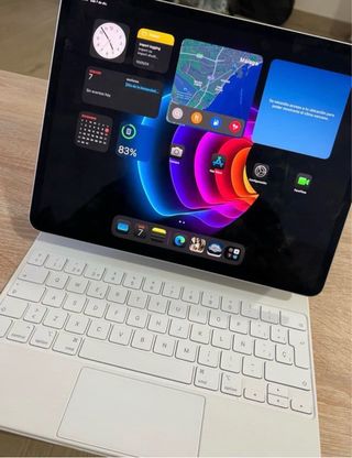 iPad Pro (2021) 12.9" M1 128GB Accesorios Premium