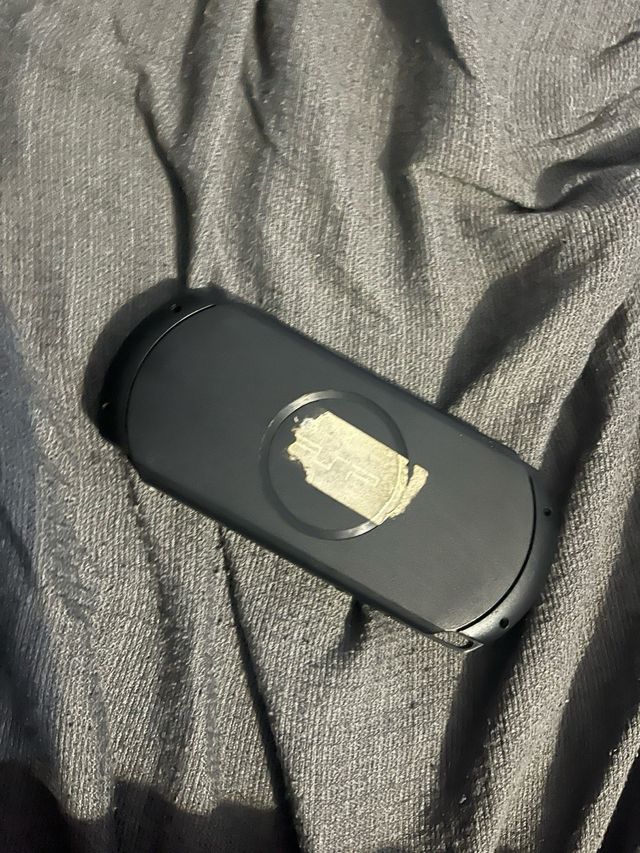 PSP Sony Negra con Cargador