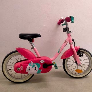 Bicicleta infantil rosa con unicornio