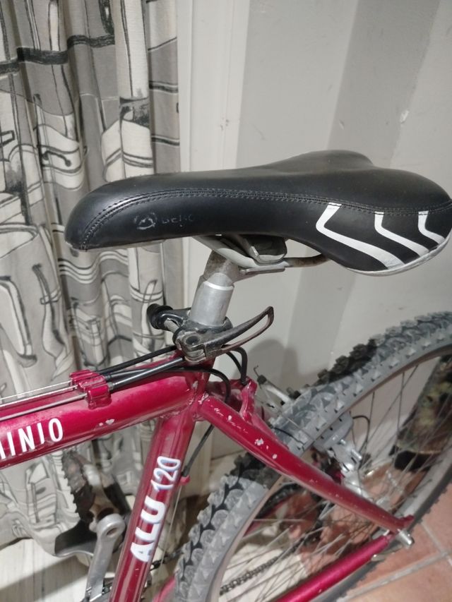 1/100 Reliquia Bicicleta clásicaBH TopLine urbana