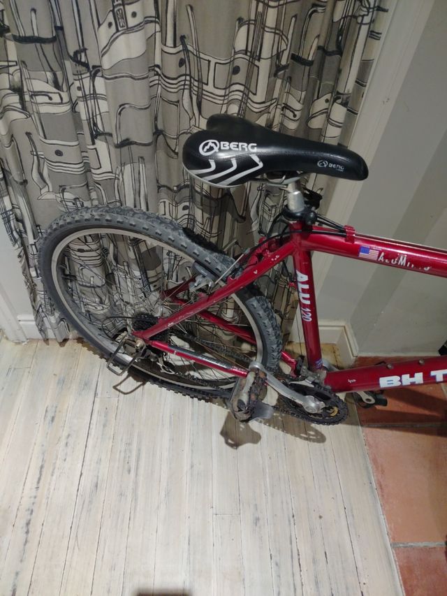 1/100 Reliquia Bicicleta clásicaBH TopLine urbana