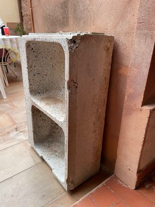 Fregadero de piedra antiguo