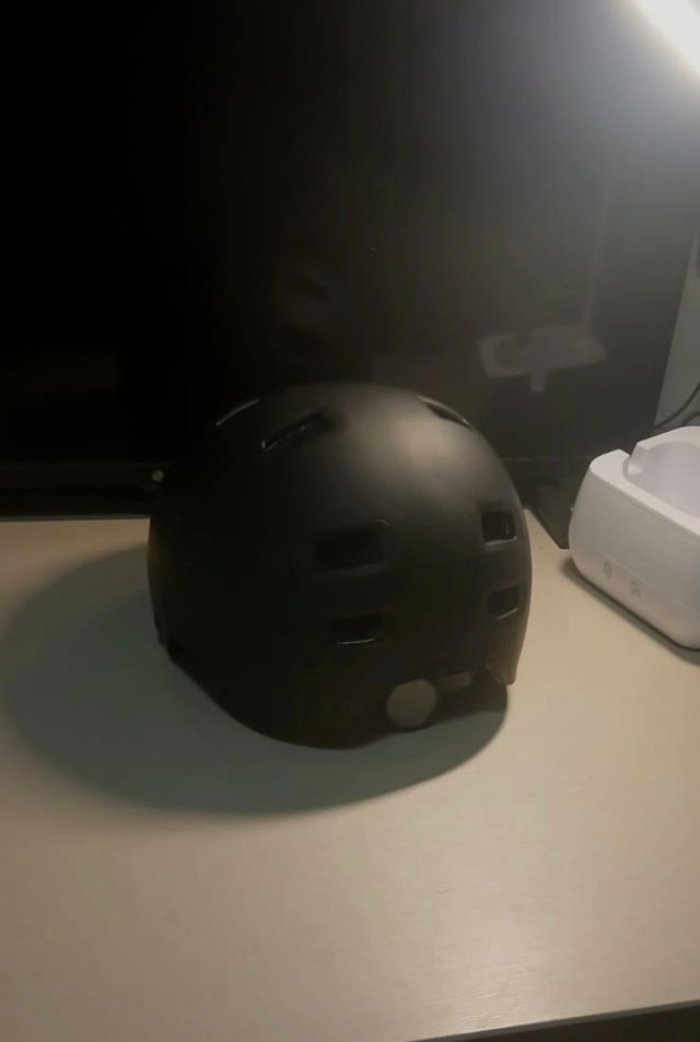 Casco BTWIN Negro NUEVO