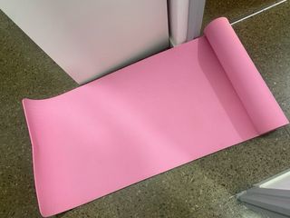 Esterilla de yoga rosa