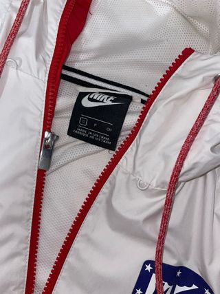 Chaqueta Atleti Nike Roja y Blanca