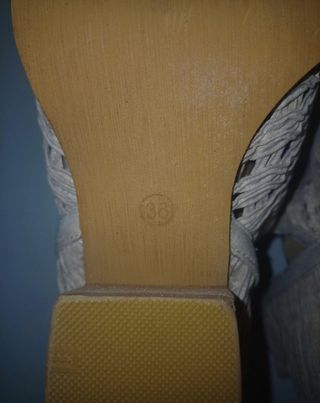Botines camperos beige talla 38