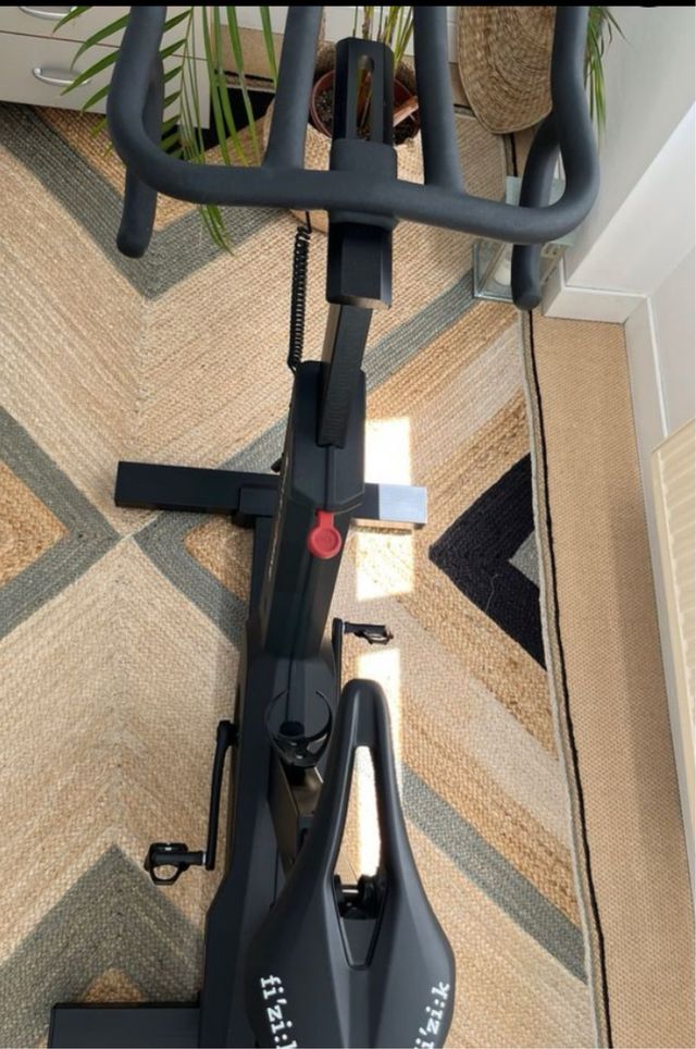 Bicicleta Estática Zycle Smart Bike