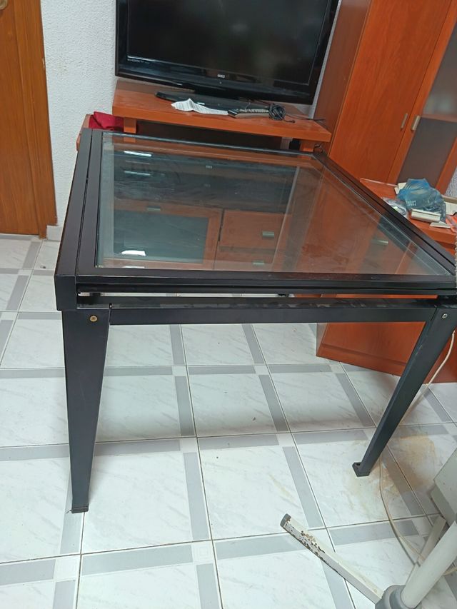 Mesa de cristal extensible 