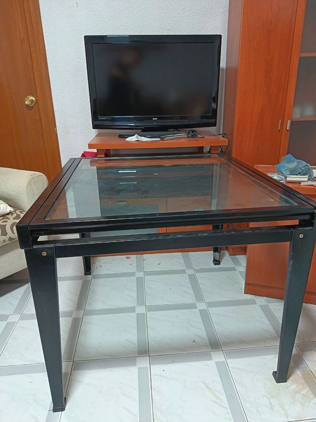 Mesa de cristal extensible 