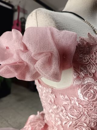 Vestido de Quinceañera Rosa venta o alquiler.