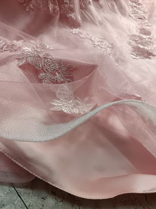 Vestido de Quinceañera Rosa venta o alquiler.