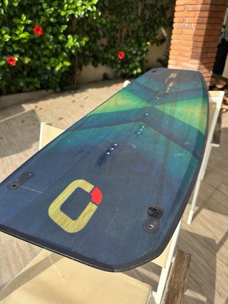 Tavola da kitesurf Ozone Base V2 137x41cm