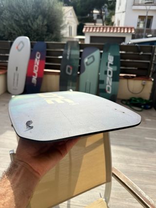 Tavola da kitesurf Ozone Base V2 137x41cm