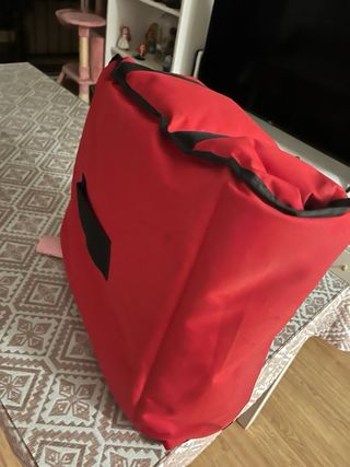 Mochila Isotérmica Roja para Reparto