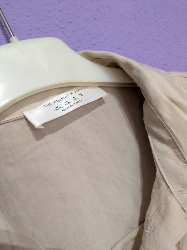 Camicia beige a manica lunga