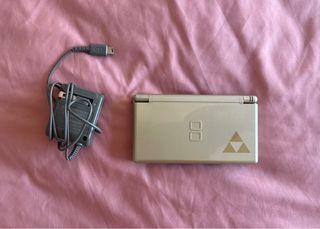 NINTENDO DS LITE EDICION LIMITADA ZELDA ORIGINAL