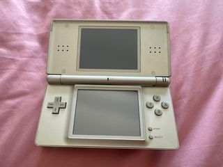 NINTENDO DS LITE EDICION LIMITADA ZELDA ORIGINAL