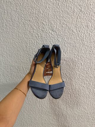 Sandalias tacón celeste
