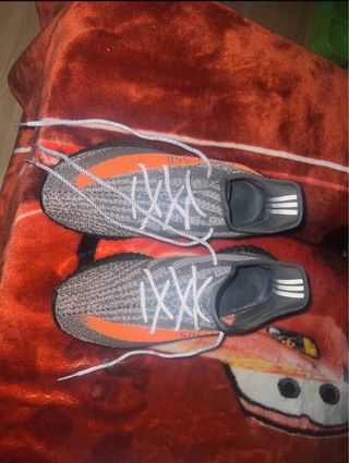 Adidas Yeezy 350 Beluga Carbon