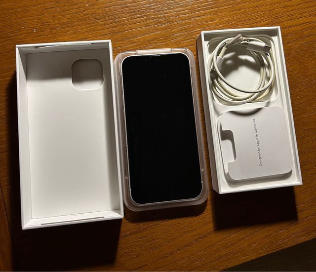 iPhone 14 Blanco 128GB. 90% salud de la batería