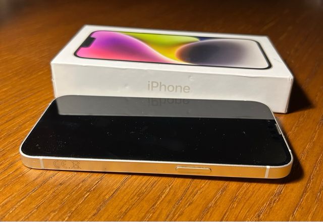 iPhone 14 Blanco 128GB. 90% salud de la batería