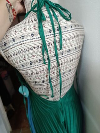 Vestido largo plisado talla L